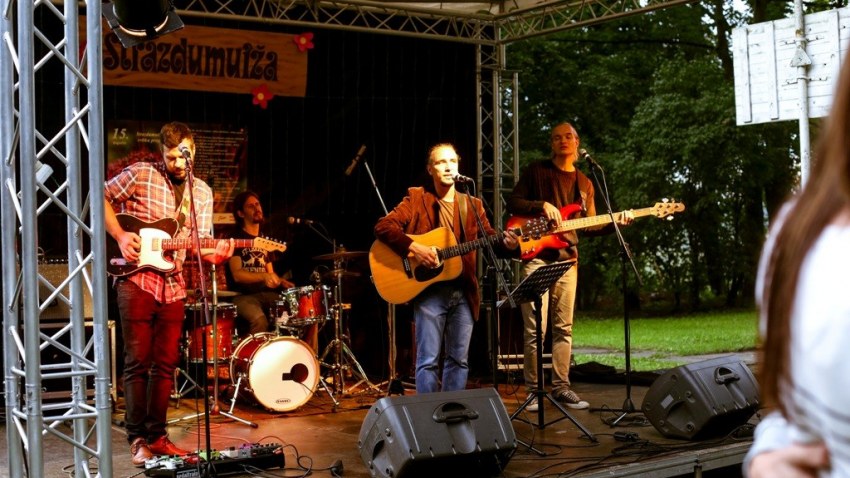 Strazdumuižas ciemata svētki 2014